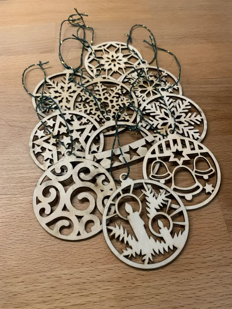 Boules de noël (Découpe laser)