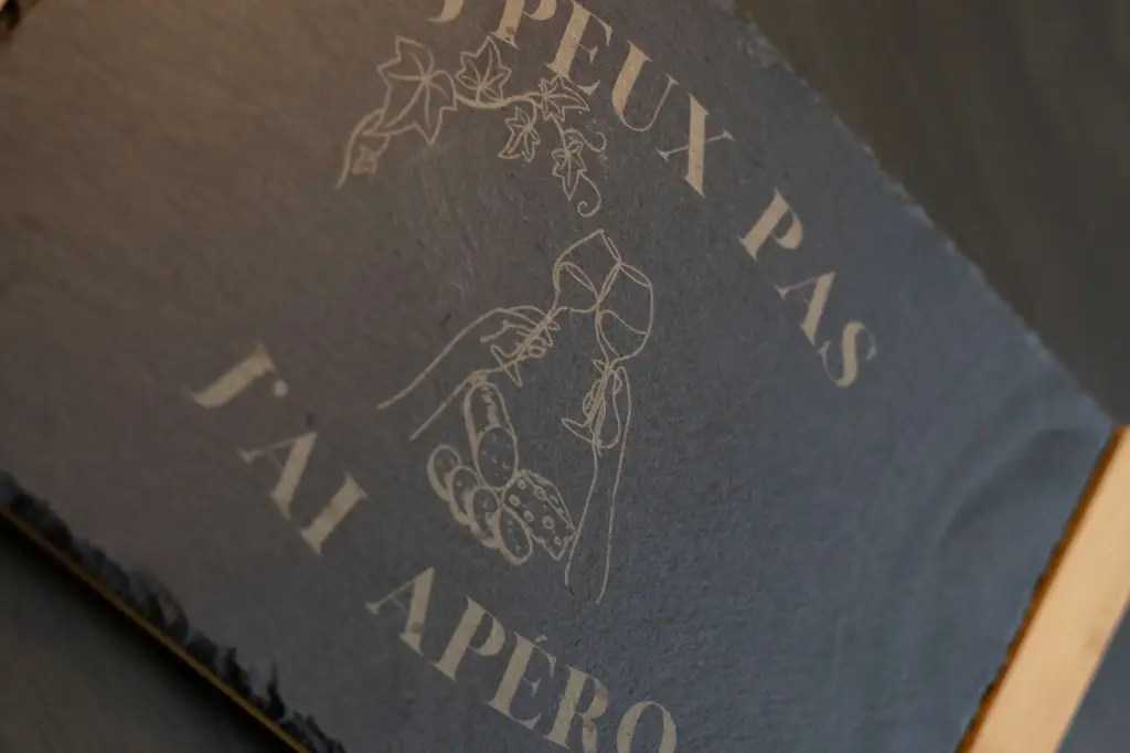 Plateau ardoise "J'PEUX PAS J'AI ..."