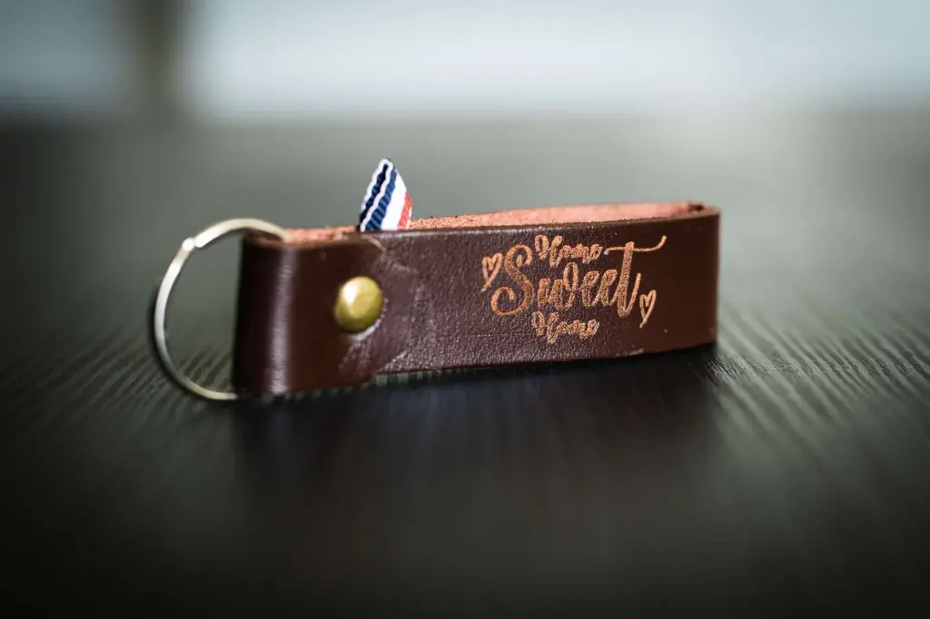 Porte-clés cuir "Orbis"